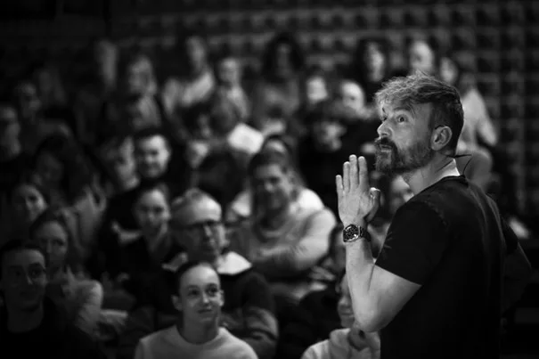 Oser + fort, vendredi 9 octobre 2026 à 19h à L'étoile - Scène de Mouvaux